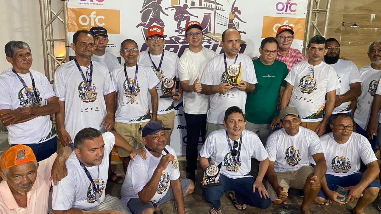 Foto 1 – Torneio de Damas 100 casas - Campo Maior